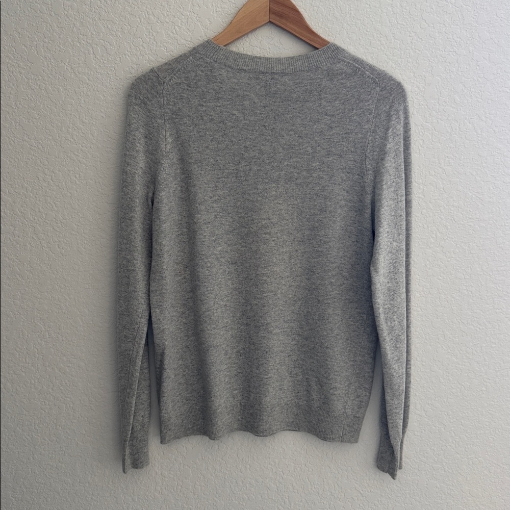 J. Crew Gray Pullover Crew Neck Sweater Size M - Picture 3 of 7
